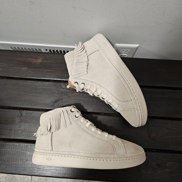 UGG Unisex Cali Fringe Suede Leather High-Top Sneaker - Picture 2 of 8